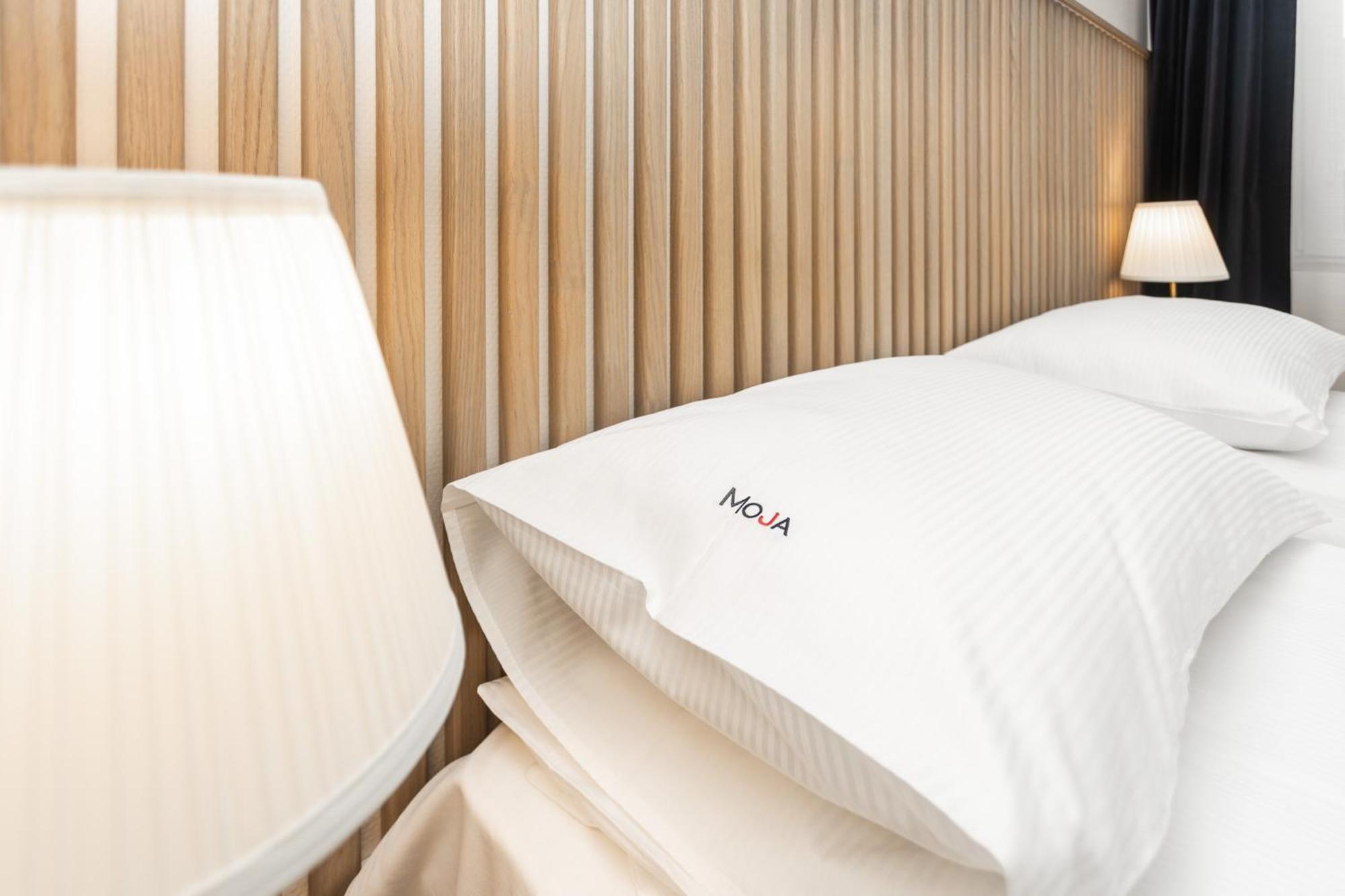 Moja Accommodation คอนัส ภายนอก รูปภาพ